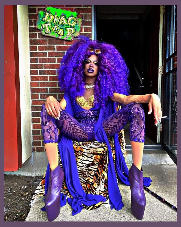 Yvie Oddly